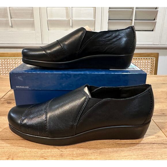 SAS Nora Slip On Loafer Black/Lizard Size 10 Slim NIB Leather Comfort Modern - Picture 3 of 12